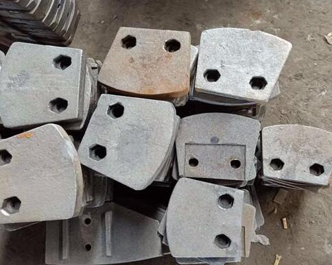 攤鋪機(jī)葉片廠家